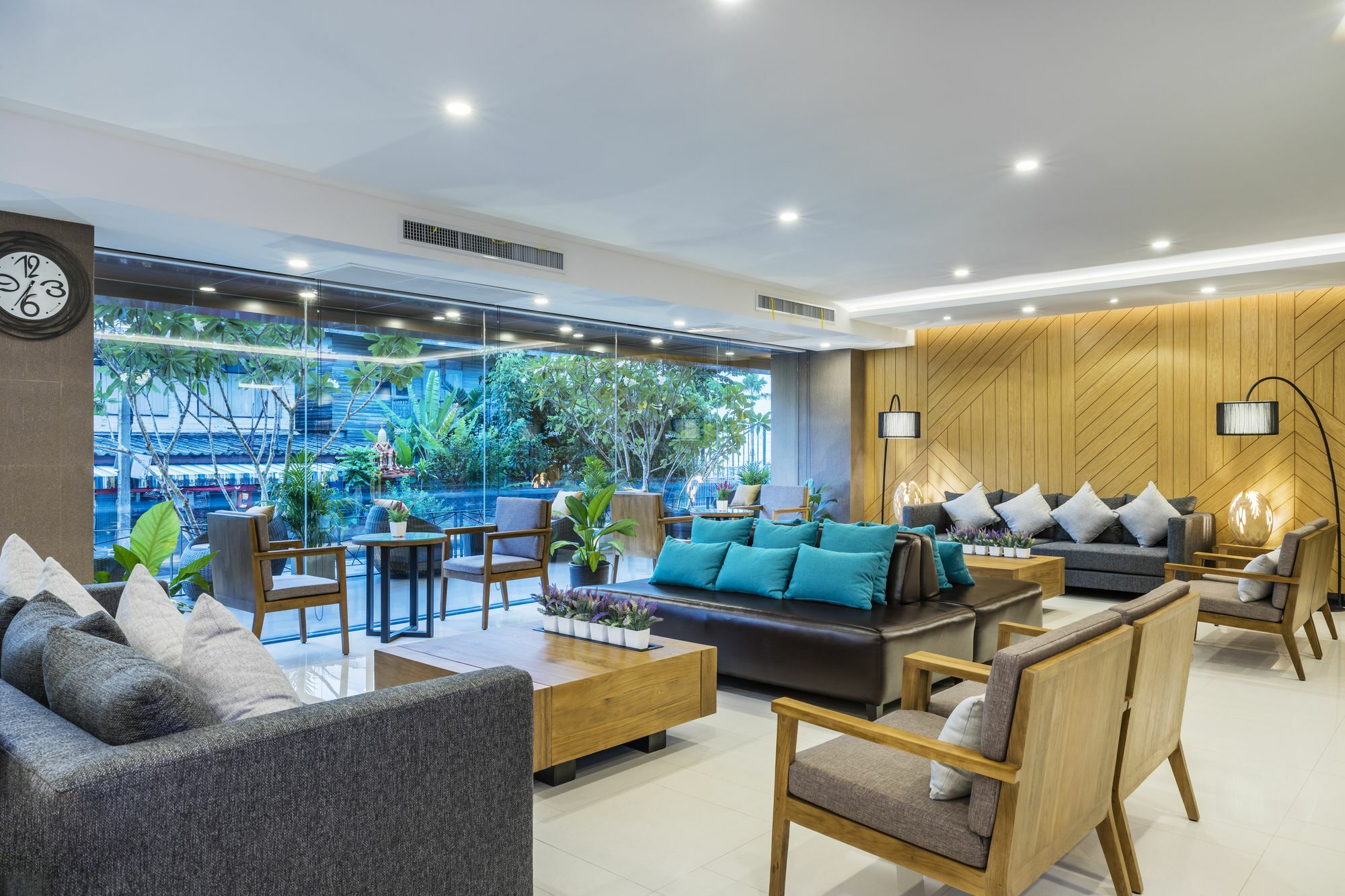 Livotel Hotel Hua Mak Bangkok Exterior foto