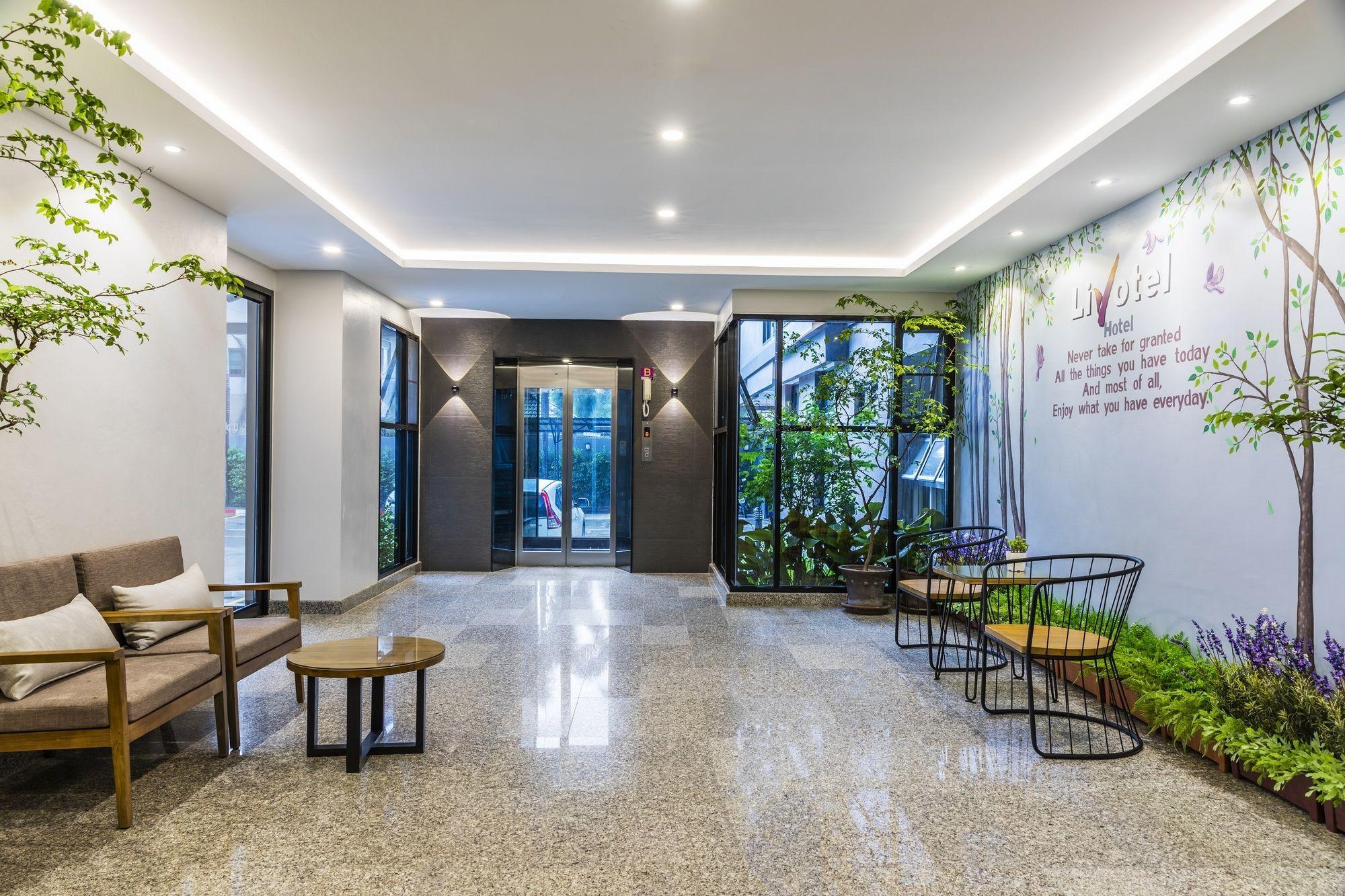 Livotel Hotel Hua Mak Bangkok Exterior foto